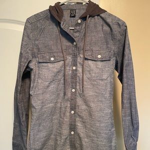 Women’s Empyre Button-Up